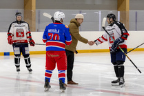 Otteluisäntä Kokodiili. Huskit kiittää.