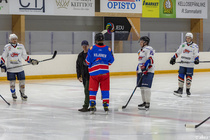 Otteluisäntä Aakko Oy. Huskit kiittää.