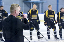 Nälkämaan laulu: Teemu Ahtonen